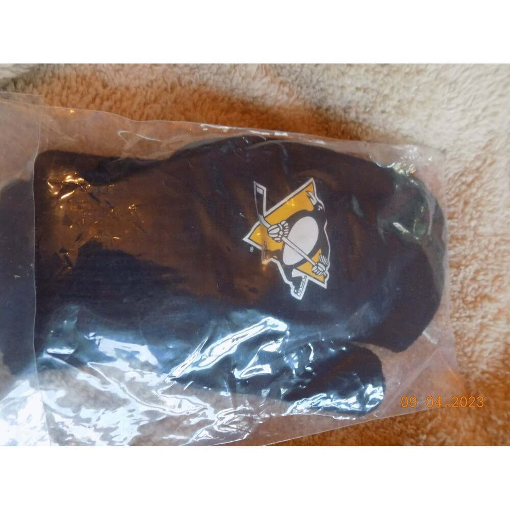 Pittsburgh Penguins Mittens - NHL Network Knit Gloves - Brand New -